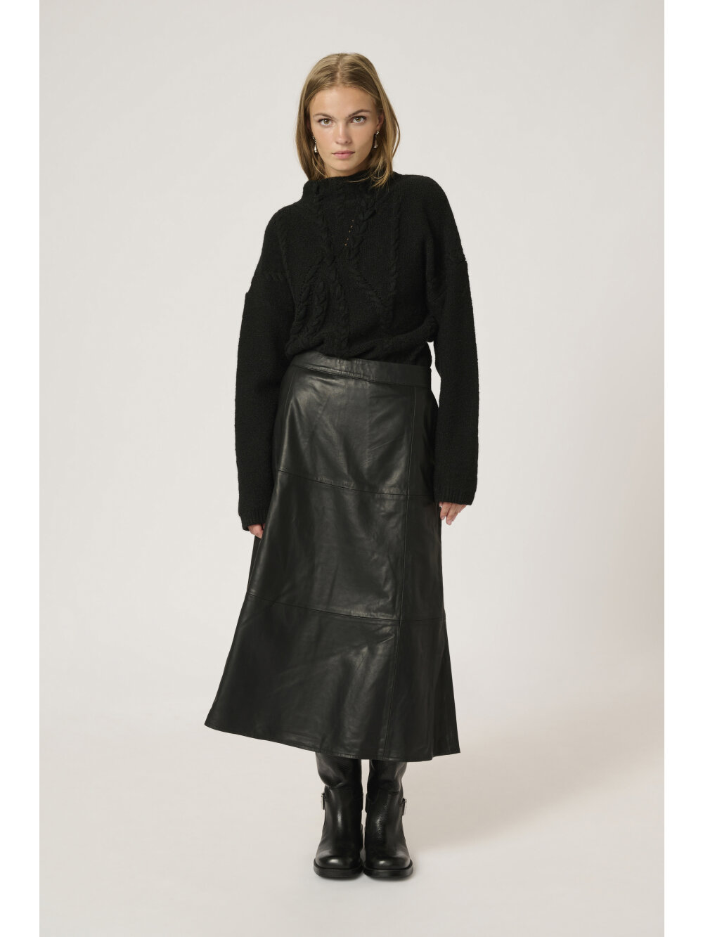 My Essential Wardrobe - KarenMW Leather Skirt