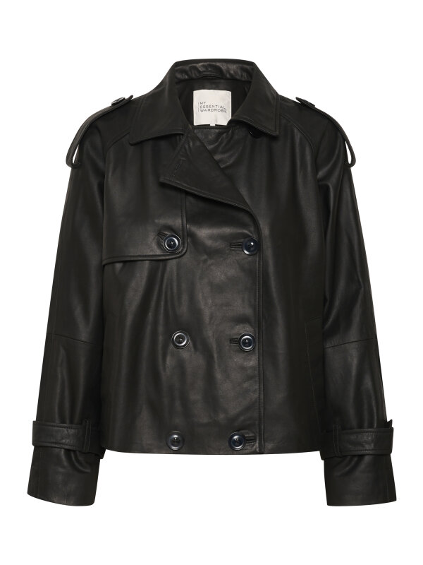 My Essential Wardrobe - GittaMW Leather Trenchcoat