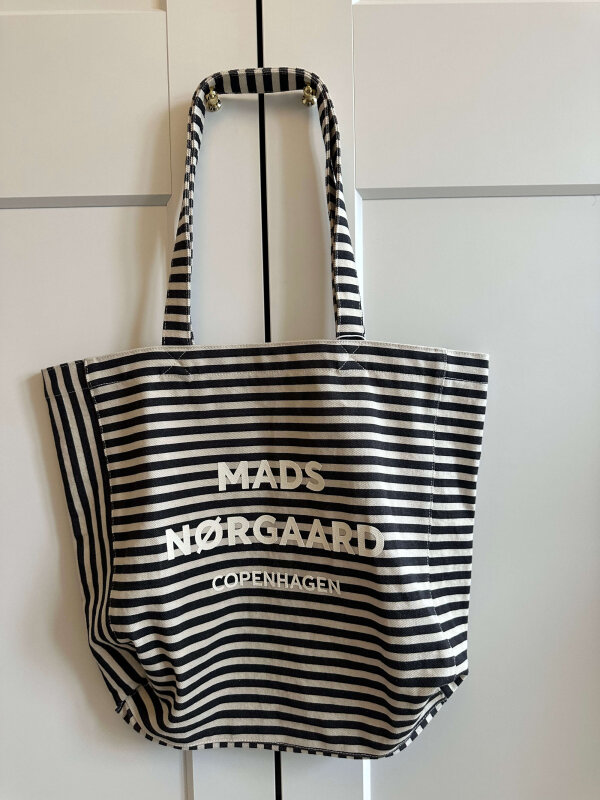 Mads Nørgaard - Recycled Boutique Athene AOP Taske