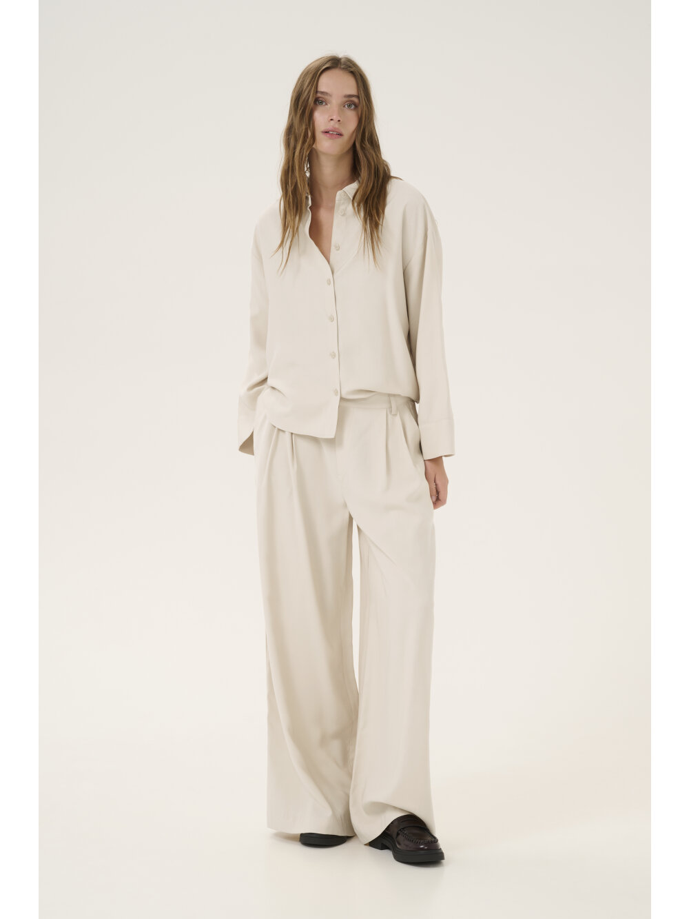 My Essential Wardrobe - CadizMW High Wide Pant