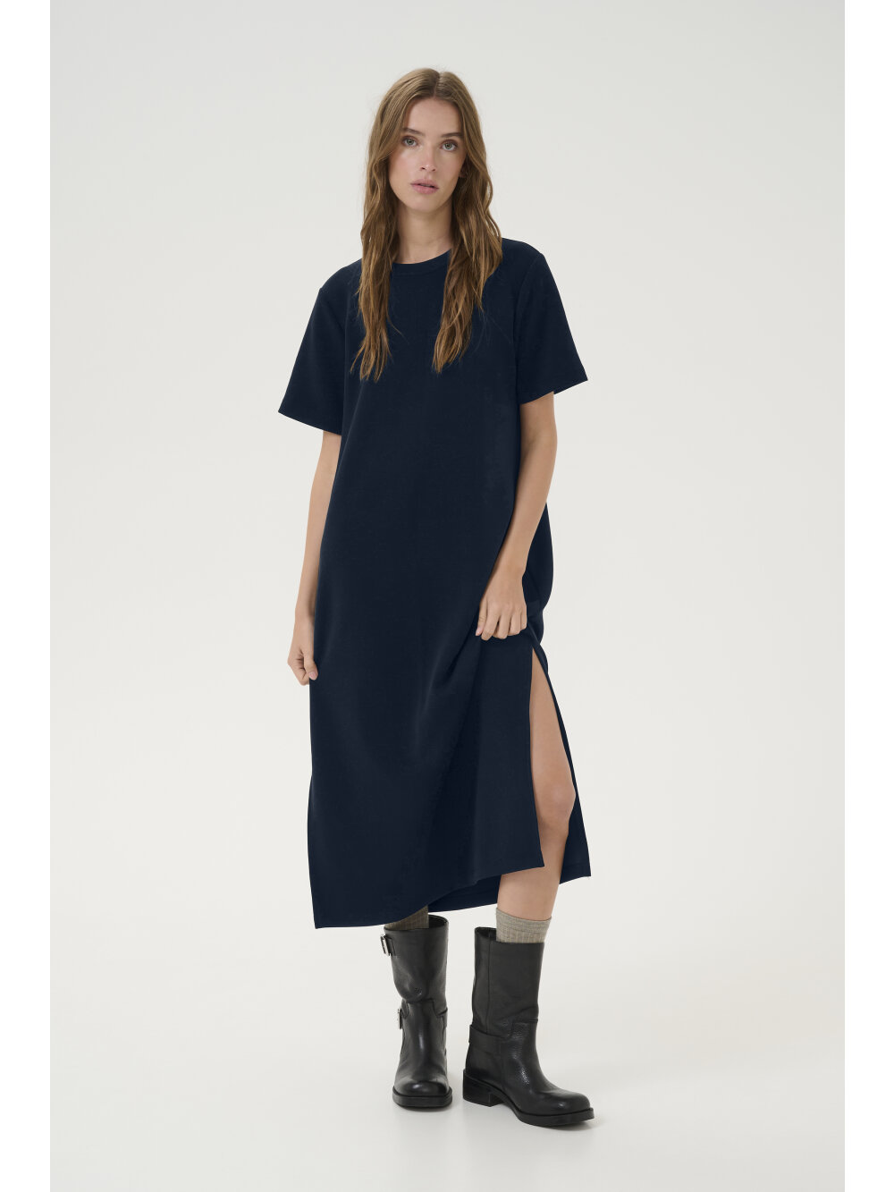 My Essential Wardrobe - HelleMW R-Neck Long Dress