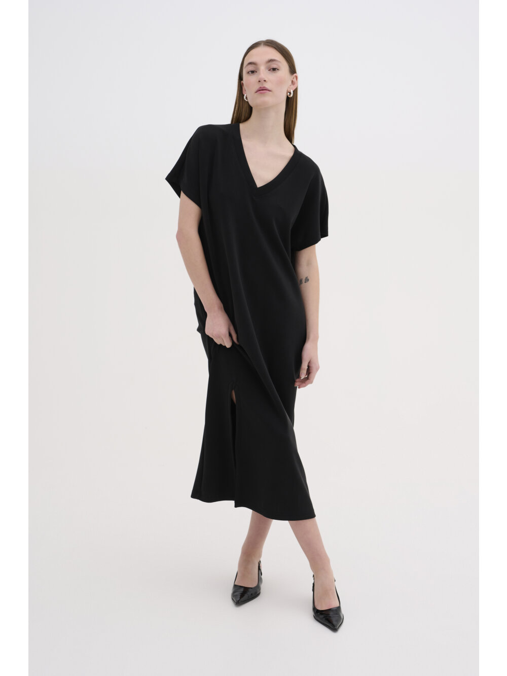 My Essential Wardrobe - ElleMW V-Neck Long dress