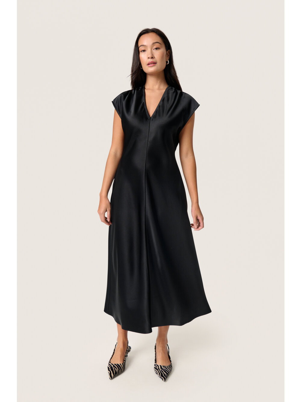 Soaked In Luxury - SLLiva Midi Dress