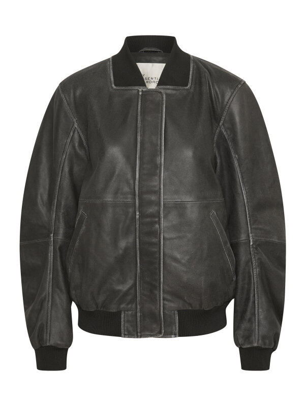 My Essential Wardrobe - GiloMW Leather Bomber Jacket