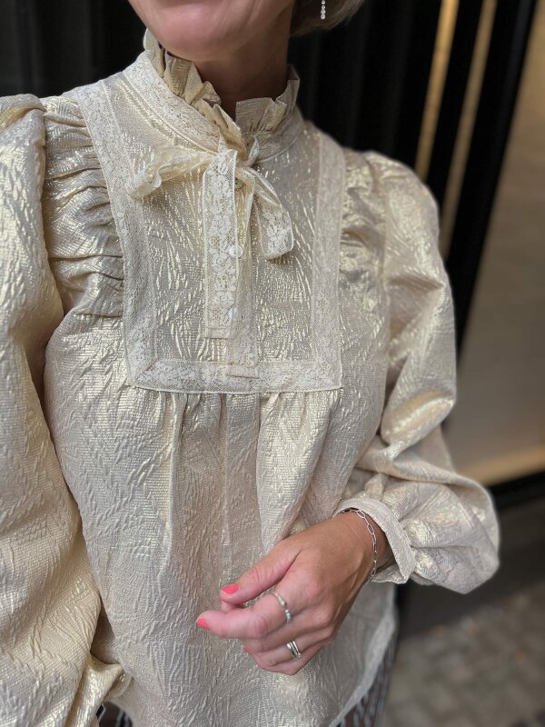 Stories From The Atelier - THINKING Bluse